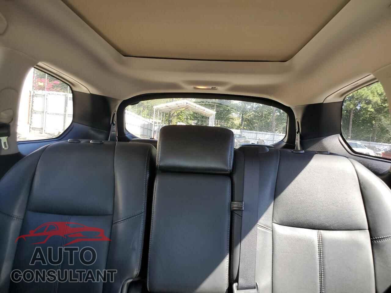 NISSAN PATHFINDER 2013 - 5N1AR2MN8DC641599