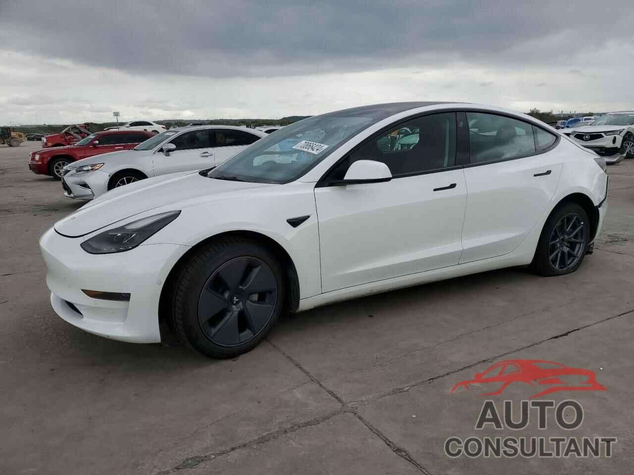 TESLA MODEL 3 2022 - 5YJ3E1EA0NF321549