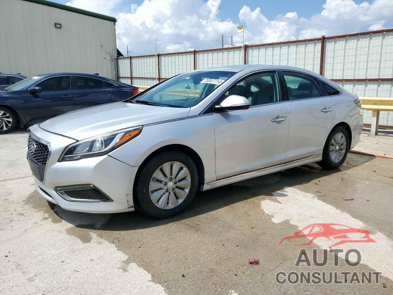 HYUNDAI SONATA 2016 - KMHE24L15GA040747