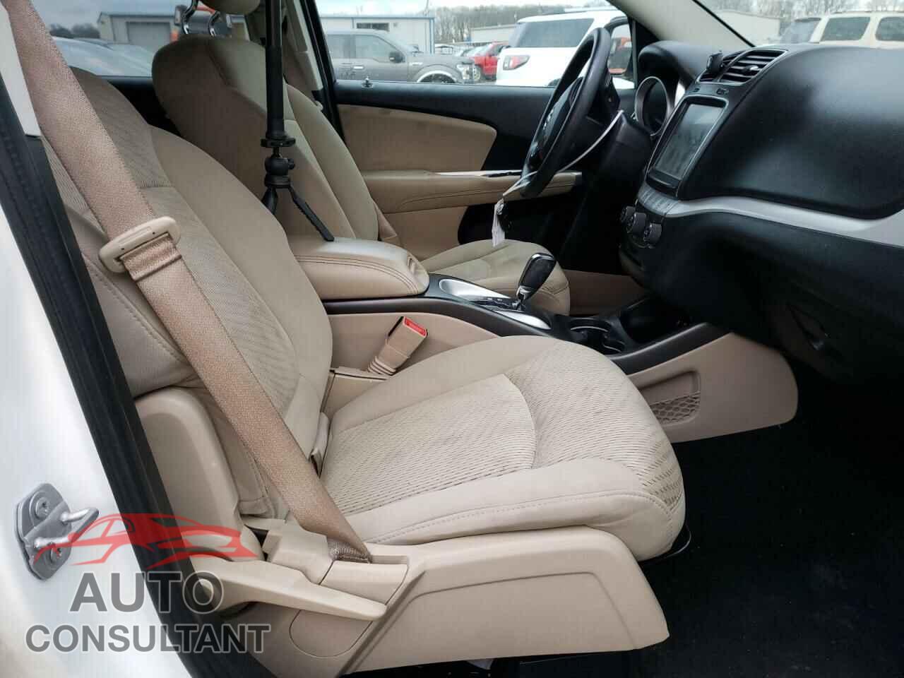 DODGE JOURNEY 2017 - 3C4PDCBB5HT590617