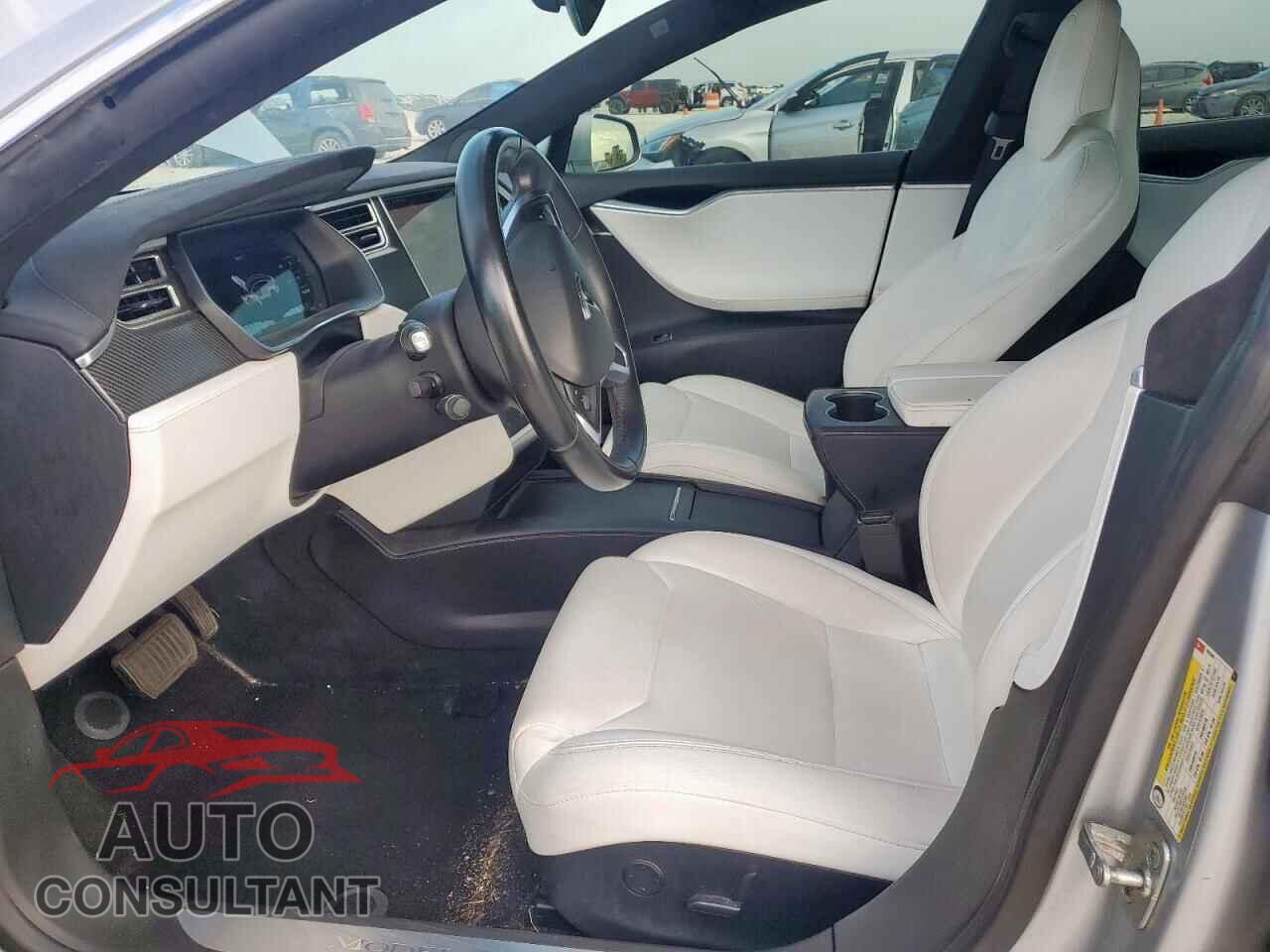 TESLA MODEL S 2017 - 5YJSA1E25HF193295