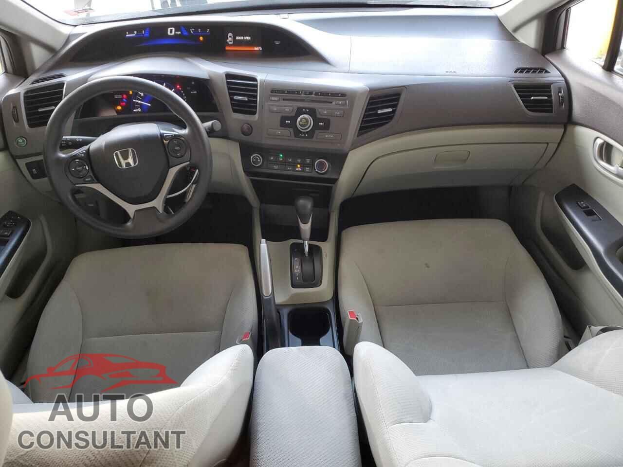 HONDA CIVIC 2012 - 2HGFB2F56CH588197