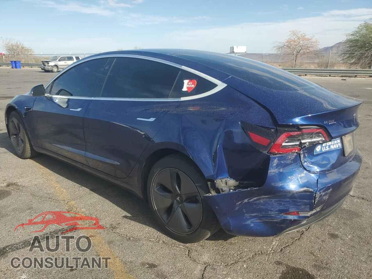 TESLA MODEL 3 2019 - 5YJ3E1EA5KF476156