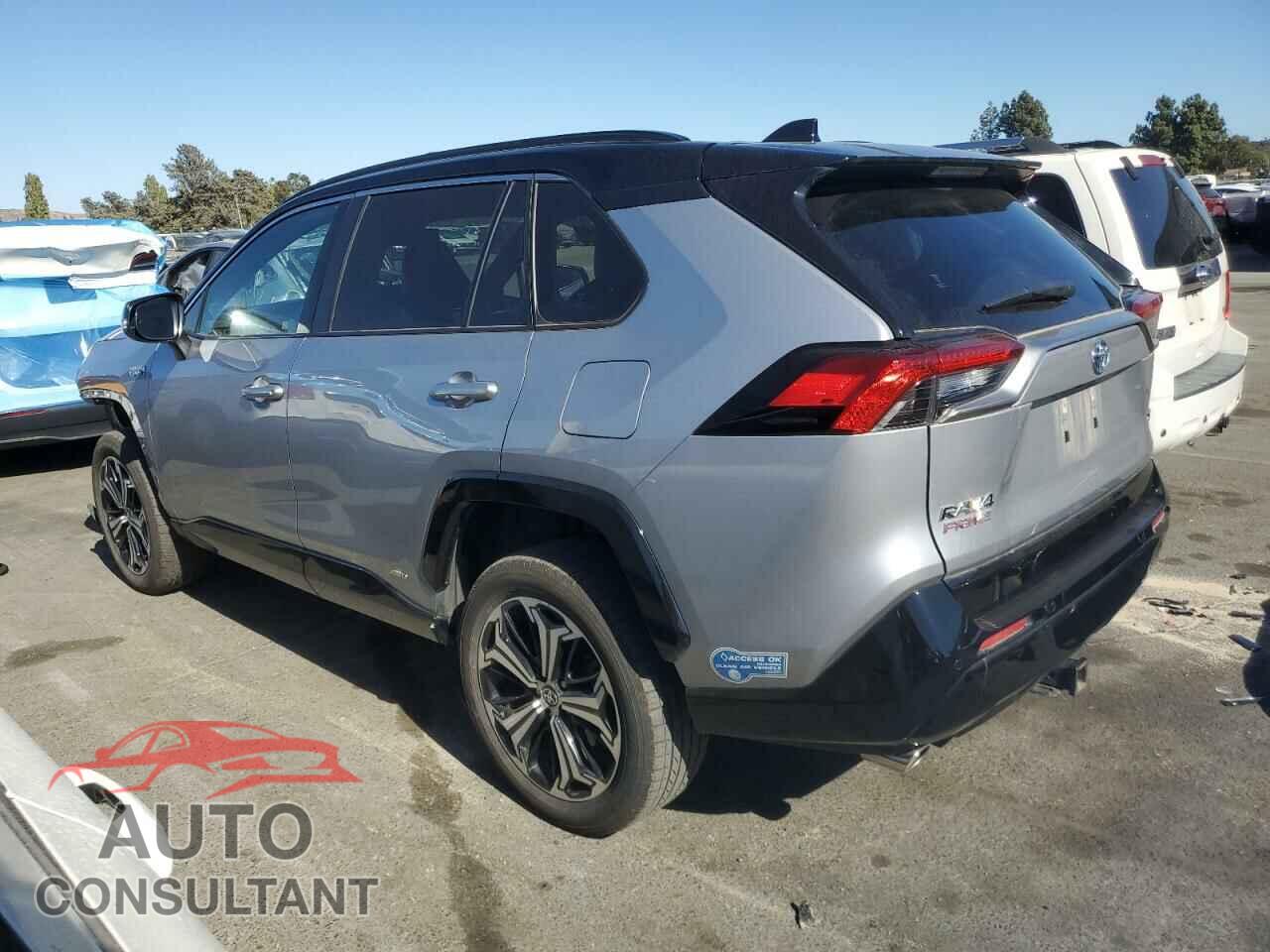 TOYOTA RAV4 2021 - JTMFB3FV8MD013702