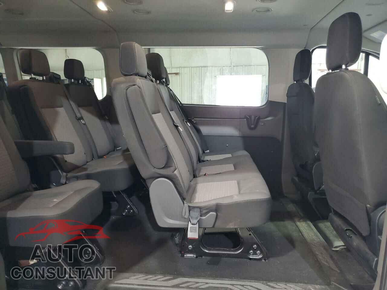 FORD TRANSIT 2023 - 1FBAX2YGXPKA93738