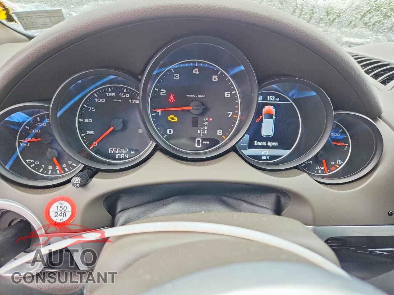 PORSCHE CAYENNE 2017 - WP1AA2A25HKA86692