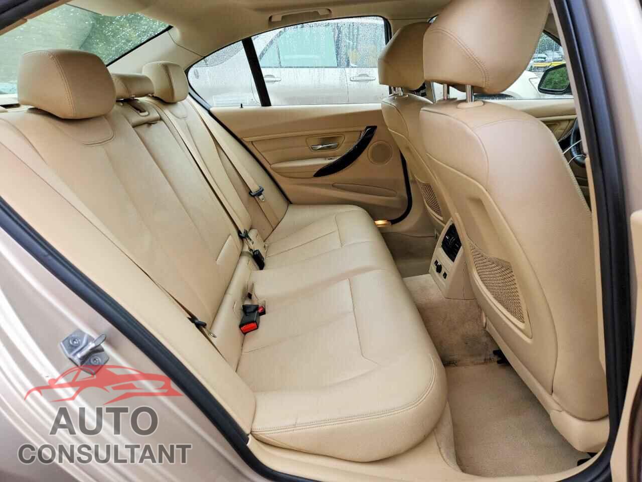 BMW 3 SERIES 2015 - WBA3B5C56FF962320