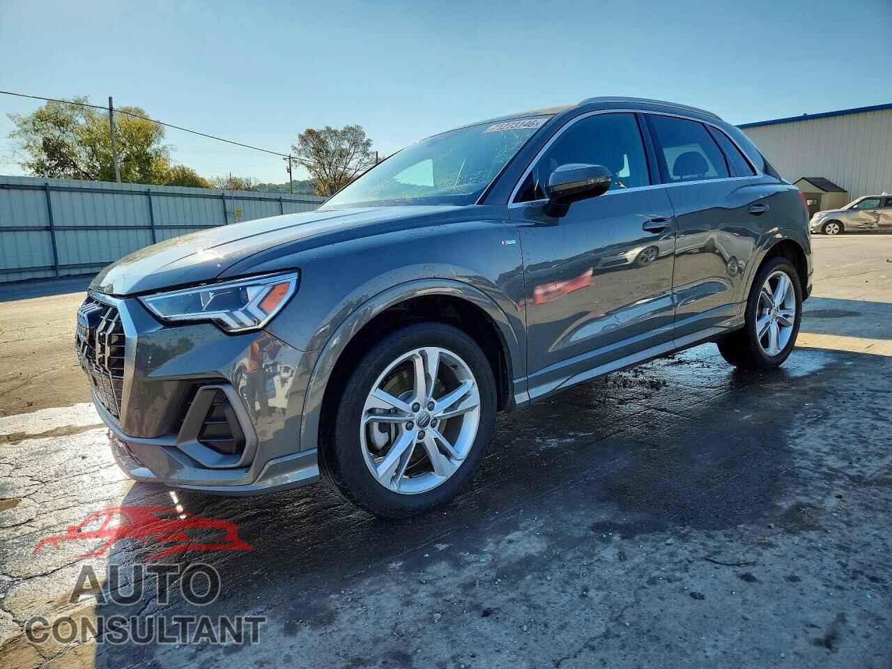 AUDI Q3 2019 - WA1EECF3XK1072003