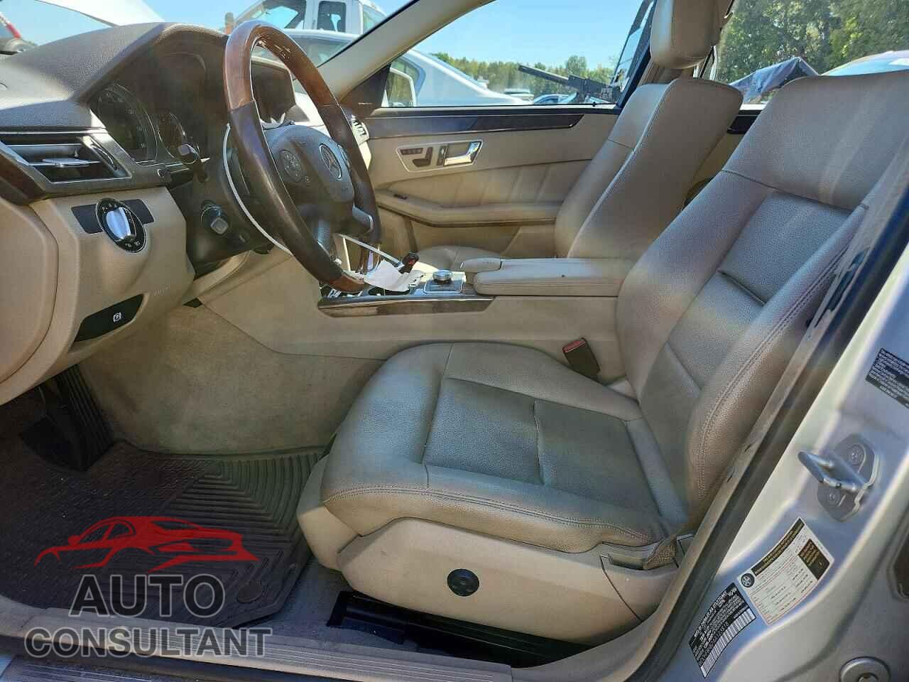 MERCEDES-BENZ E-CLASS 2010 - WDDHF8HB7AA123818