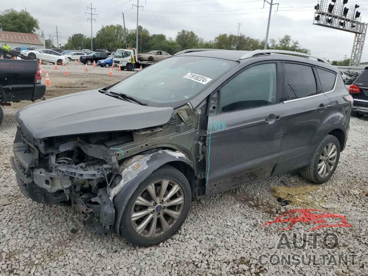 FORD ESCAPE 2017 - 1FMCU9J96HUA27027