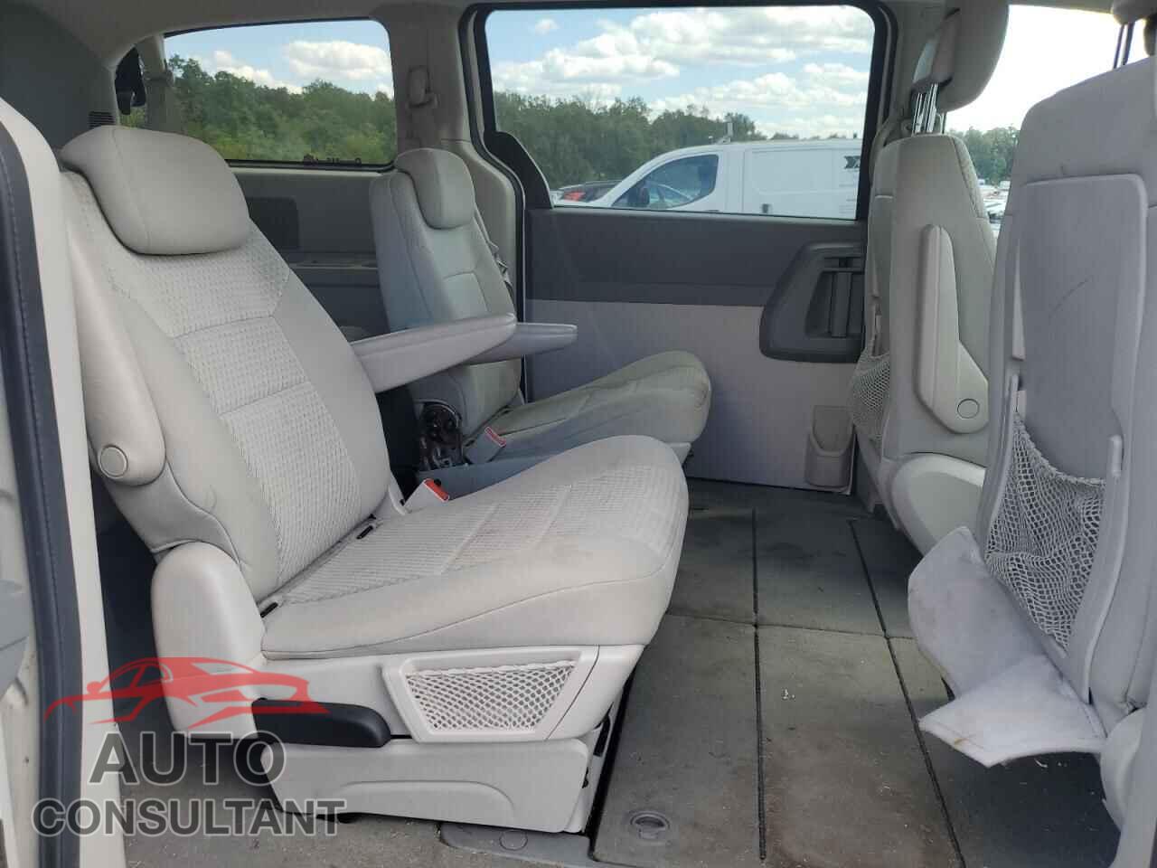 DODGE CARAVAN 2010 - 2D4RN4DE4AR490331