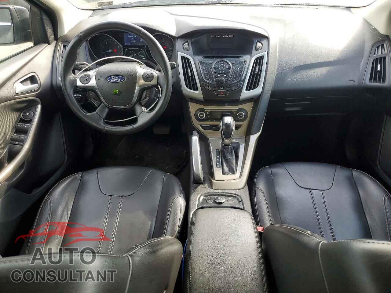 FORD FOCUS 2012 - 1FAHP3M22CL209938