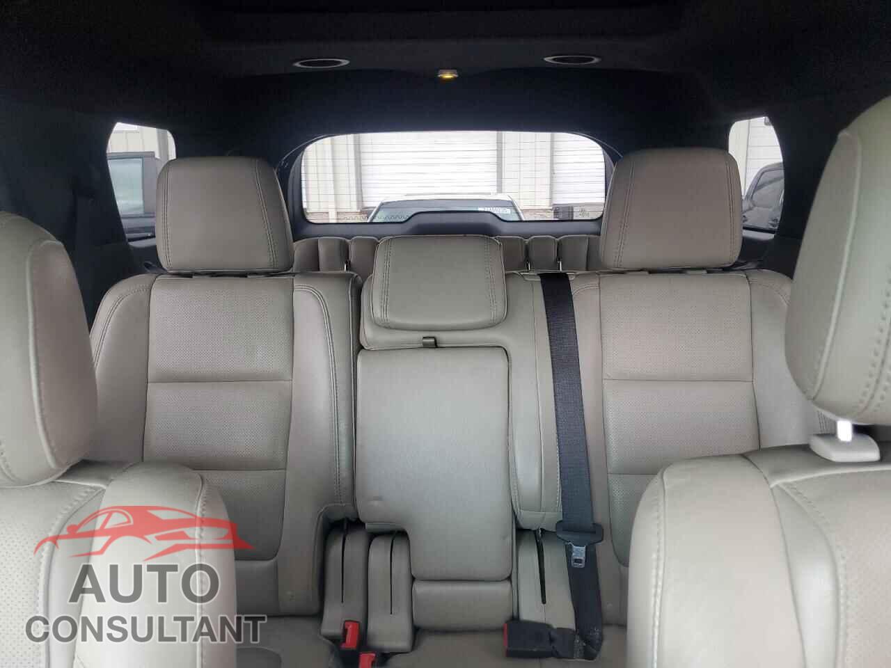FORD EXPLORER 2015 - 1FM5K7F88FGA61047