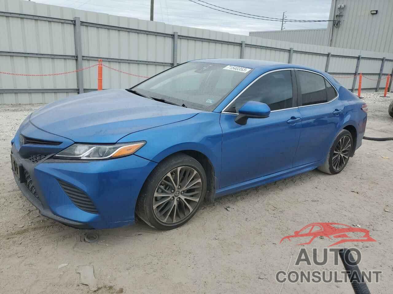 TOYOTA CAMRY 2020 - 4T1G11AK1LU330675