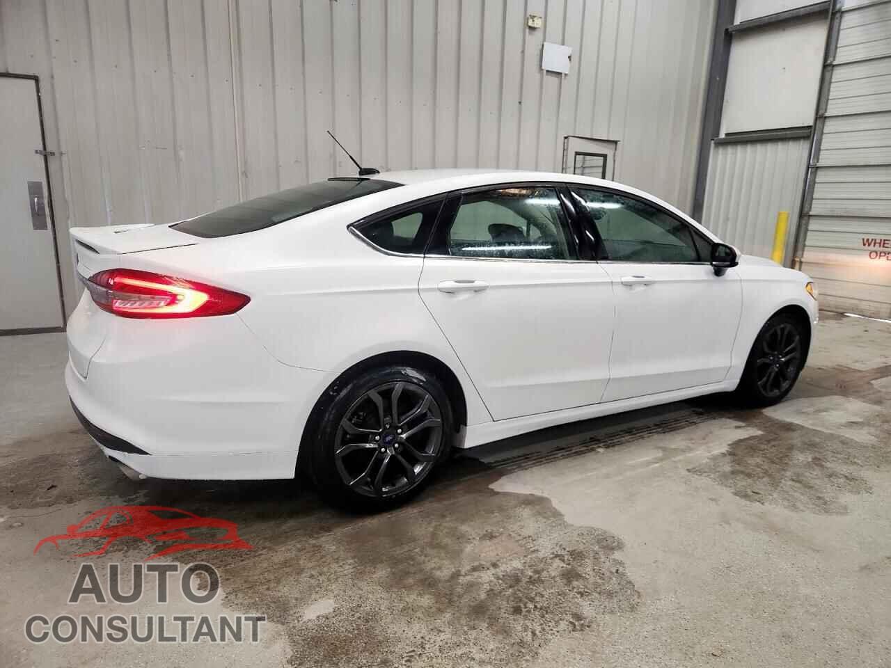 FORD FUSION 2018 - 3FA6P0HD8JR200550