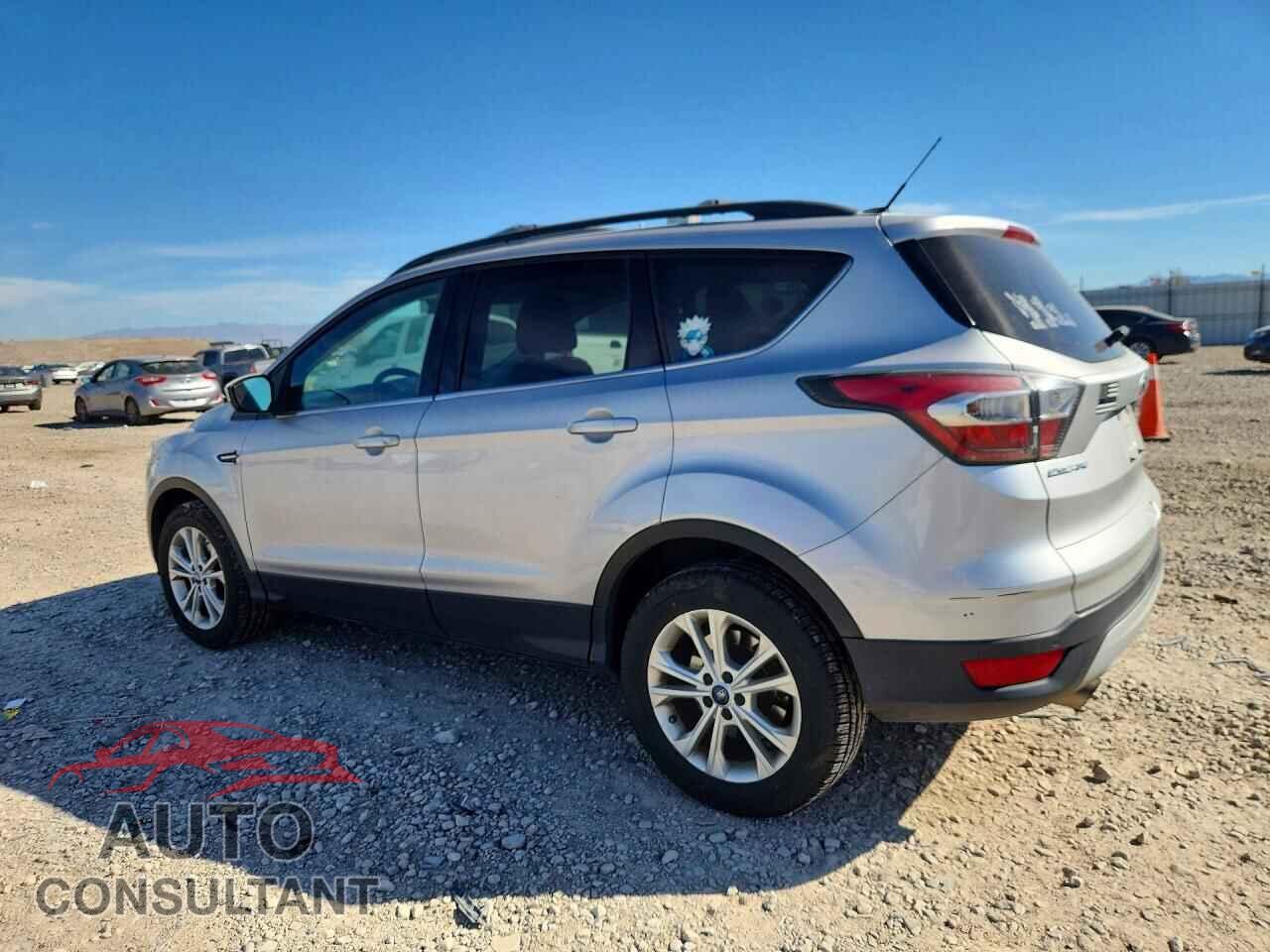 FORD ESCAPE 2017 - 1FMCU9GD3HUB45547