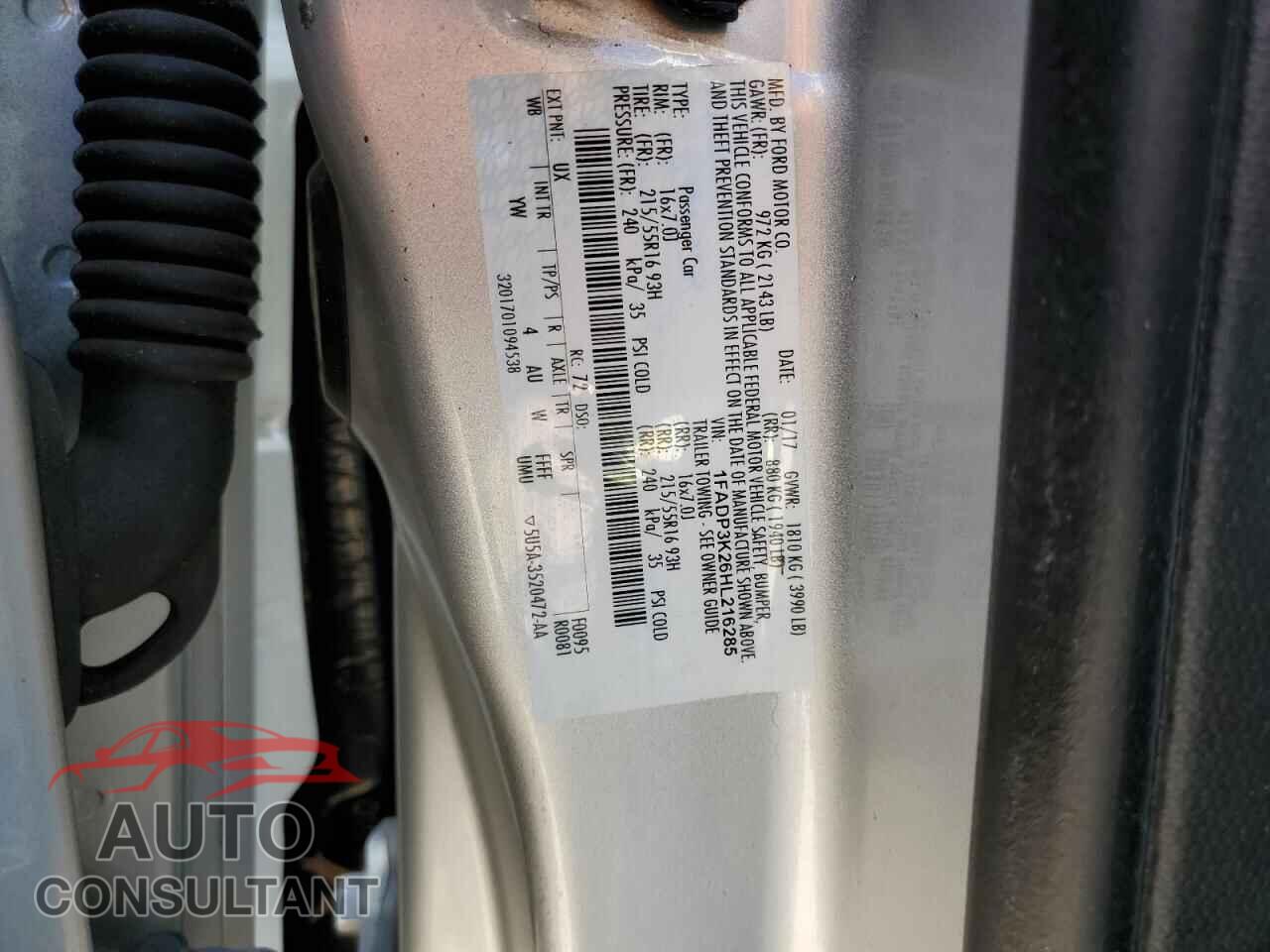 FORD FOCUS 2017 - 1FADP3K26HL216285