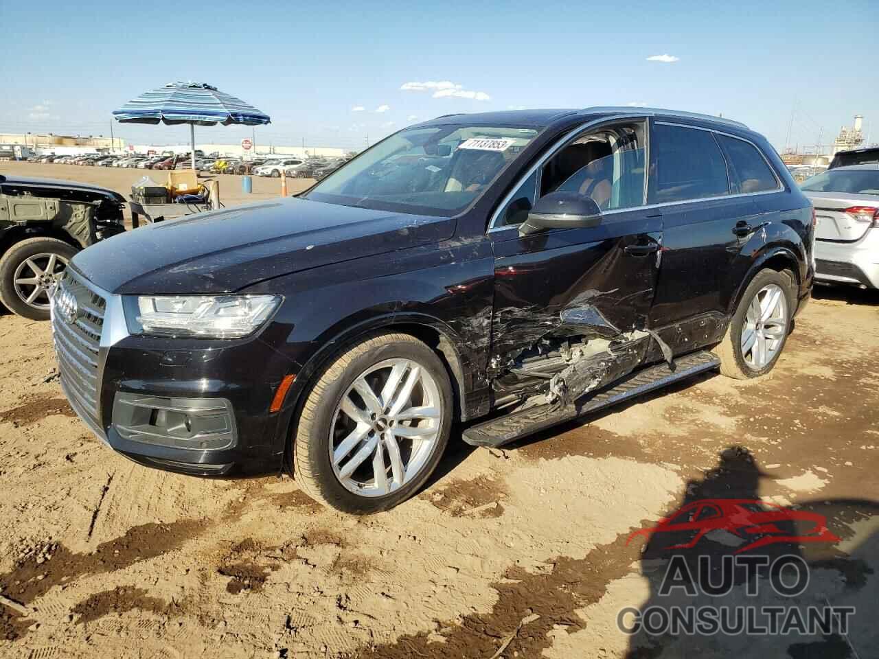 AUDI Q7 2018 - WA1VAAF72JD039030