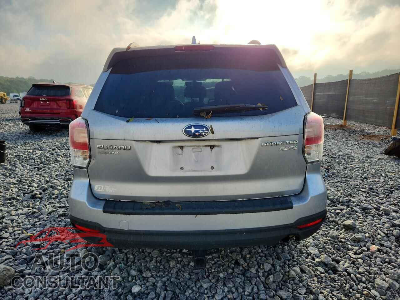 SUBARU FORESTER 2017 - JF2SJAEC0HH504352