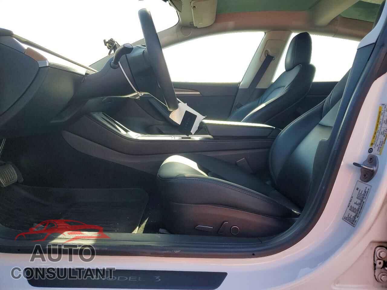 TESLA MODEL 3 2021 - 5YJ3E1EA2MF074789