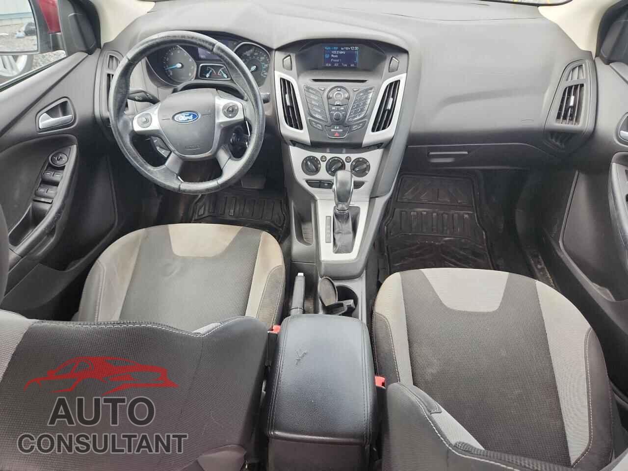 FORD FOCUS 2014 - 1FADP3F25EL203453