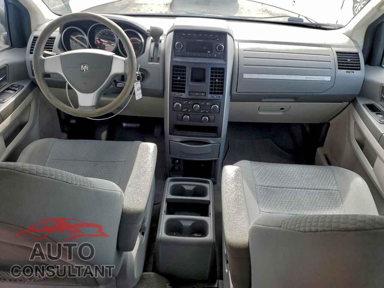 DODGE CARAVAN 2010 - 2D4RN4DE5AR411328