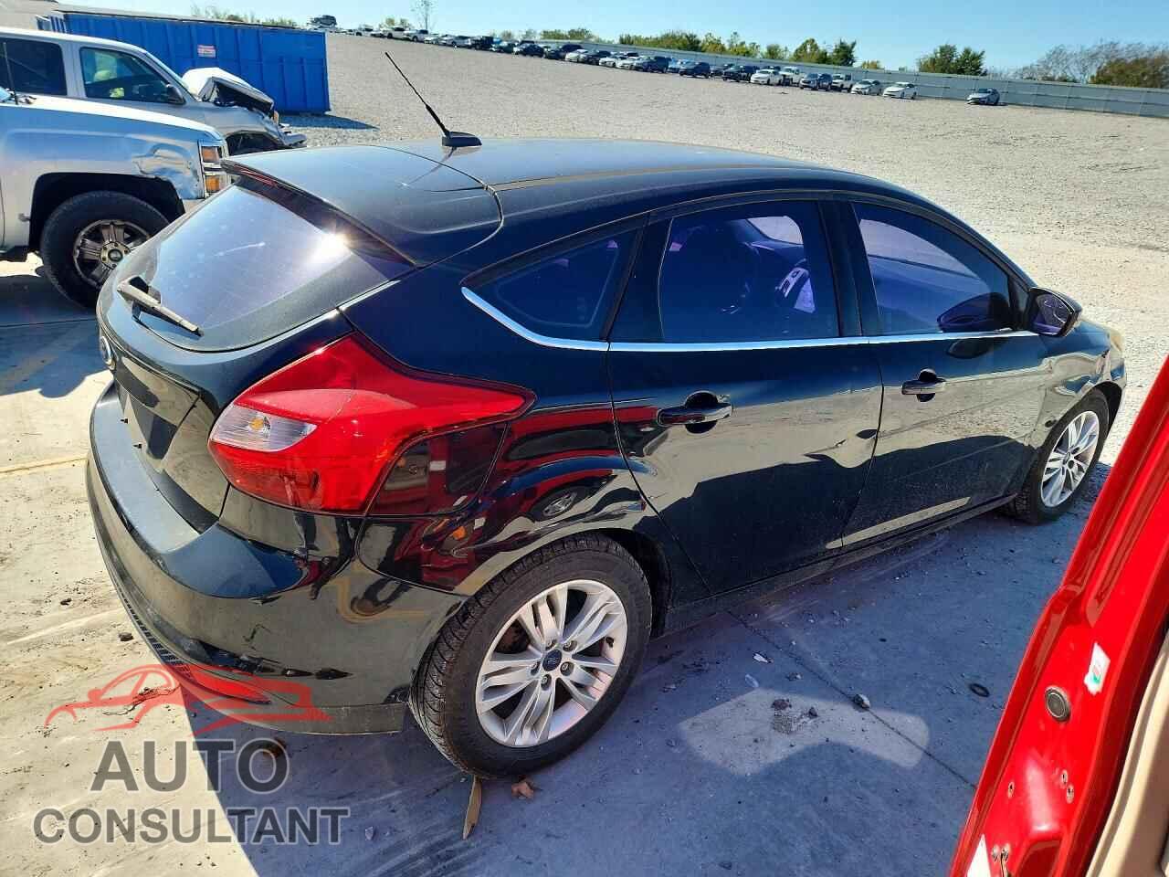 FORD FOCUS 2012 - 1FAHP3M20CL464605