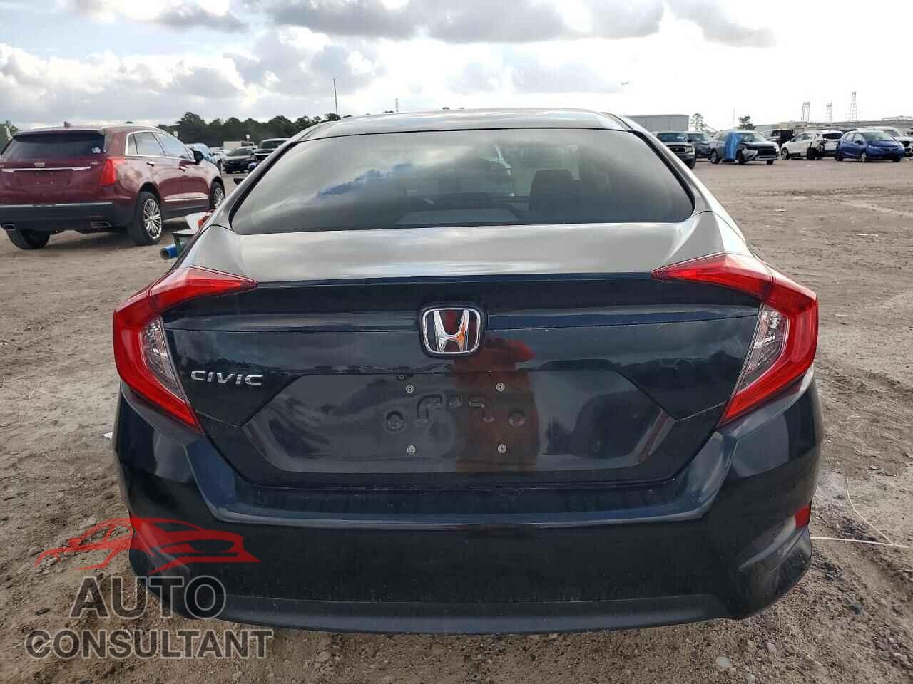 HONDA CIVIC 2017 - 19XFC2F58HE000749