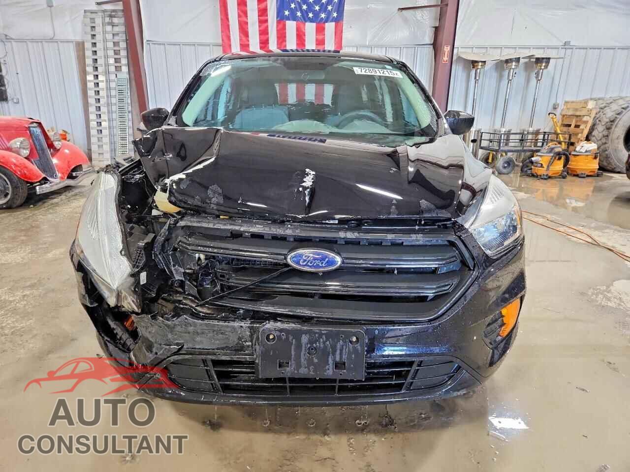 FORD ESCAPE 2017 - 1FMCU0F79HUB80195