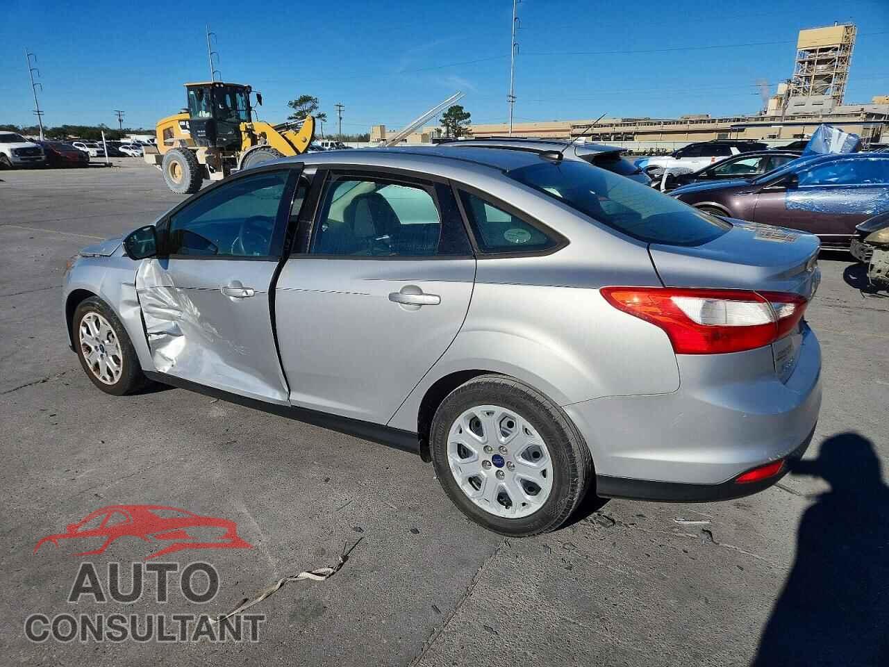 FORD FOCUS 2012 - 1FAHP3F24CL444354