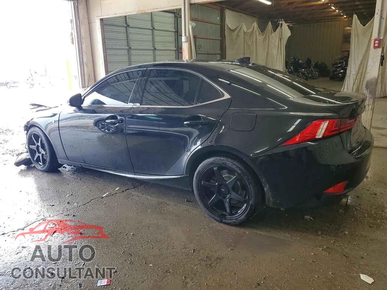 LEXUS IS 2014 - JTHBE1D28E5009212
