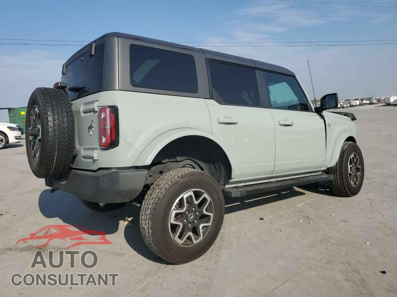 FORD BRONCO 2022 - 1FMDE5DH2NLB13692
