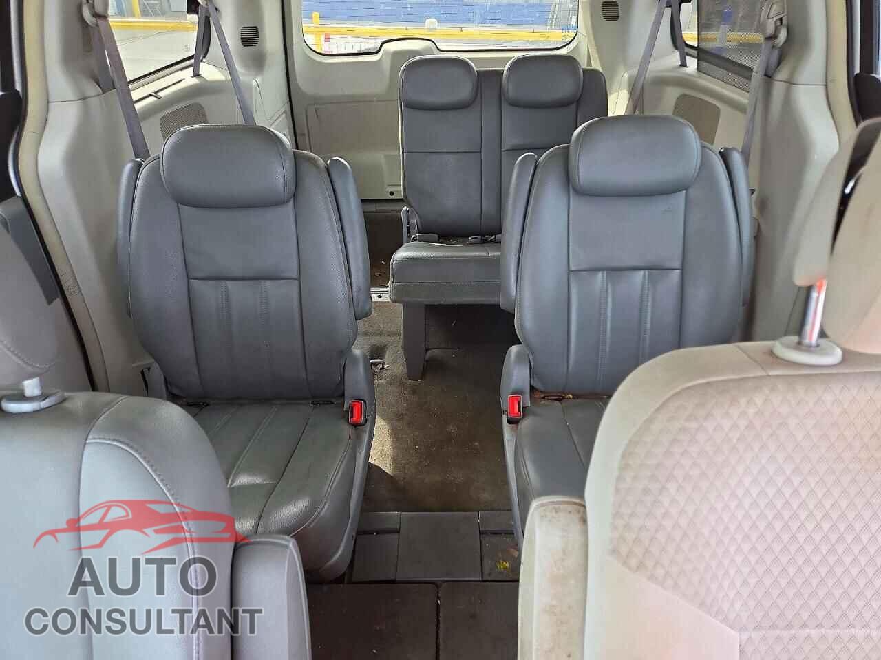 DODGE CARAVAN 2010 - 2D4RN5DX9AR148008