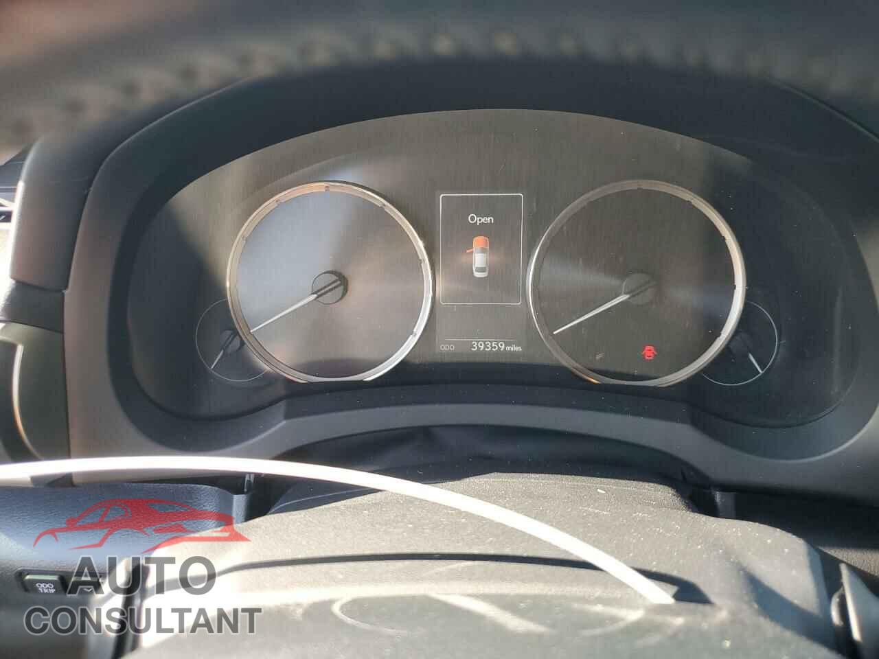 LEXUS IS 2020 - JTHDA1D26L5106278