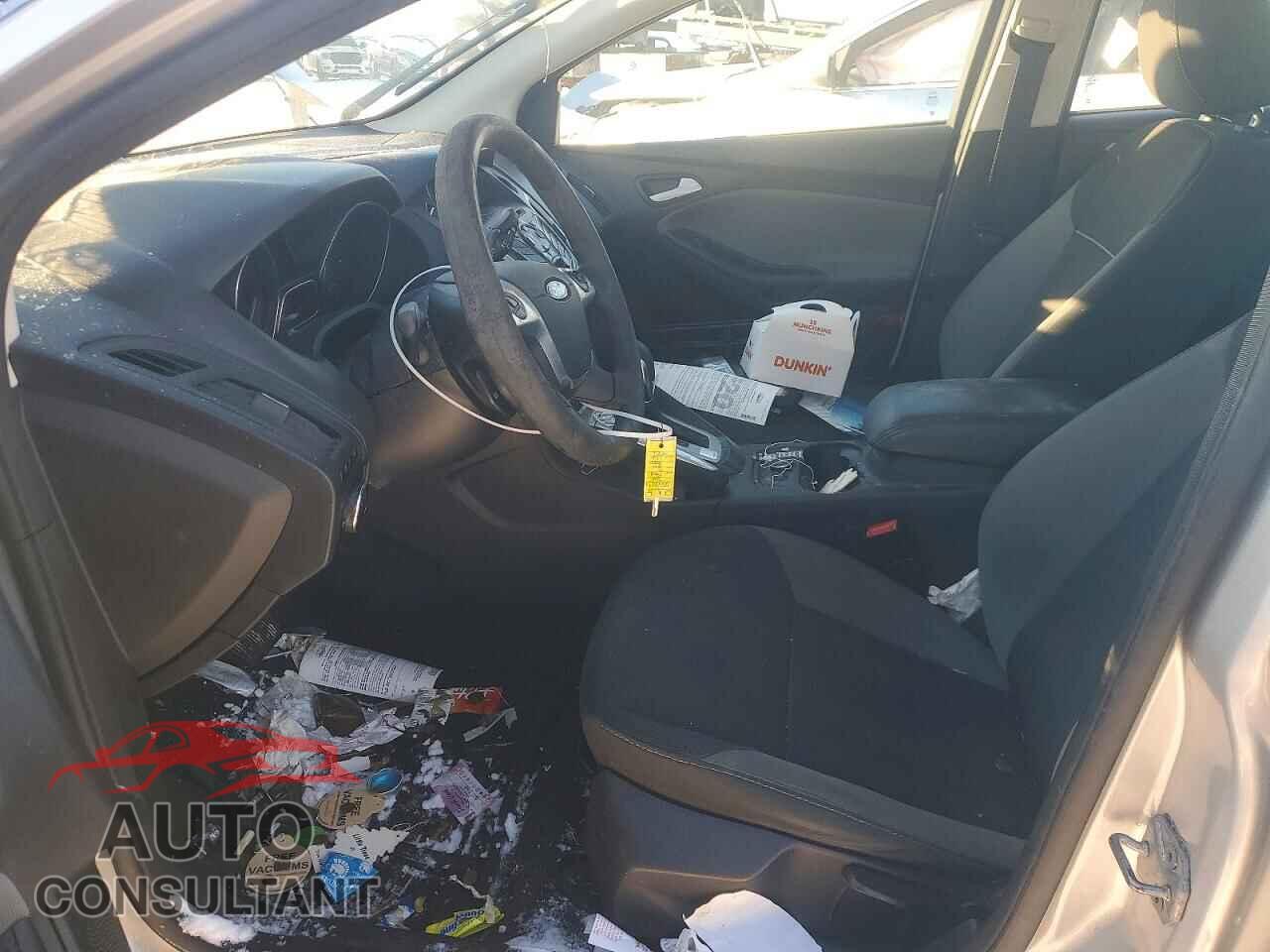 FORD FOCUS 2014 - 1FADP3F2XEL148207