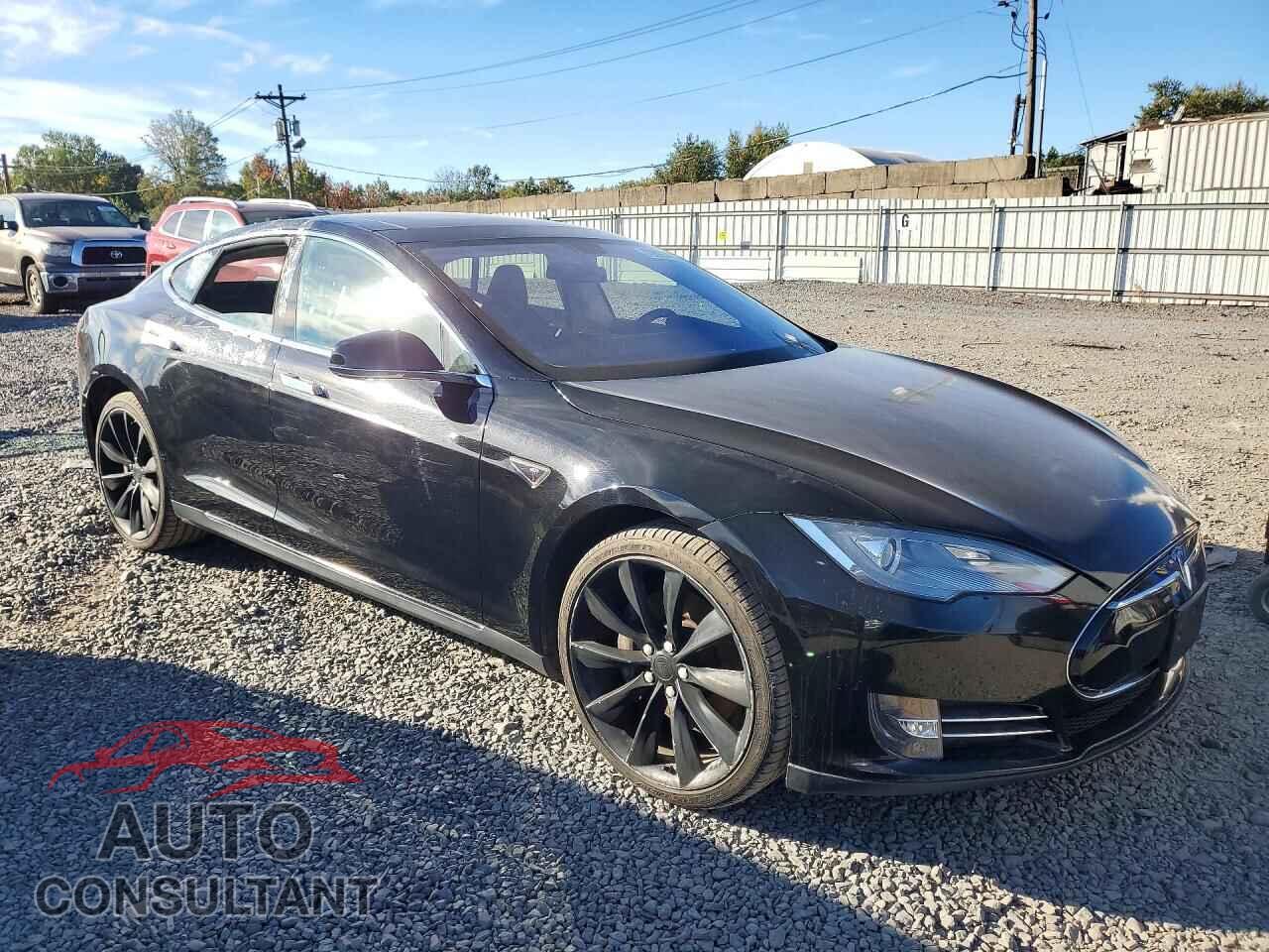 TESLA MODEL S 2013 - 5YJSA1CN6DFP22065