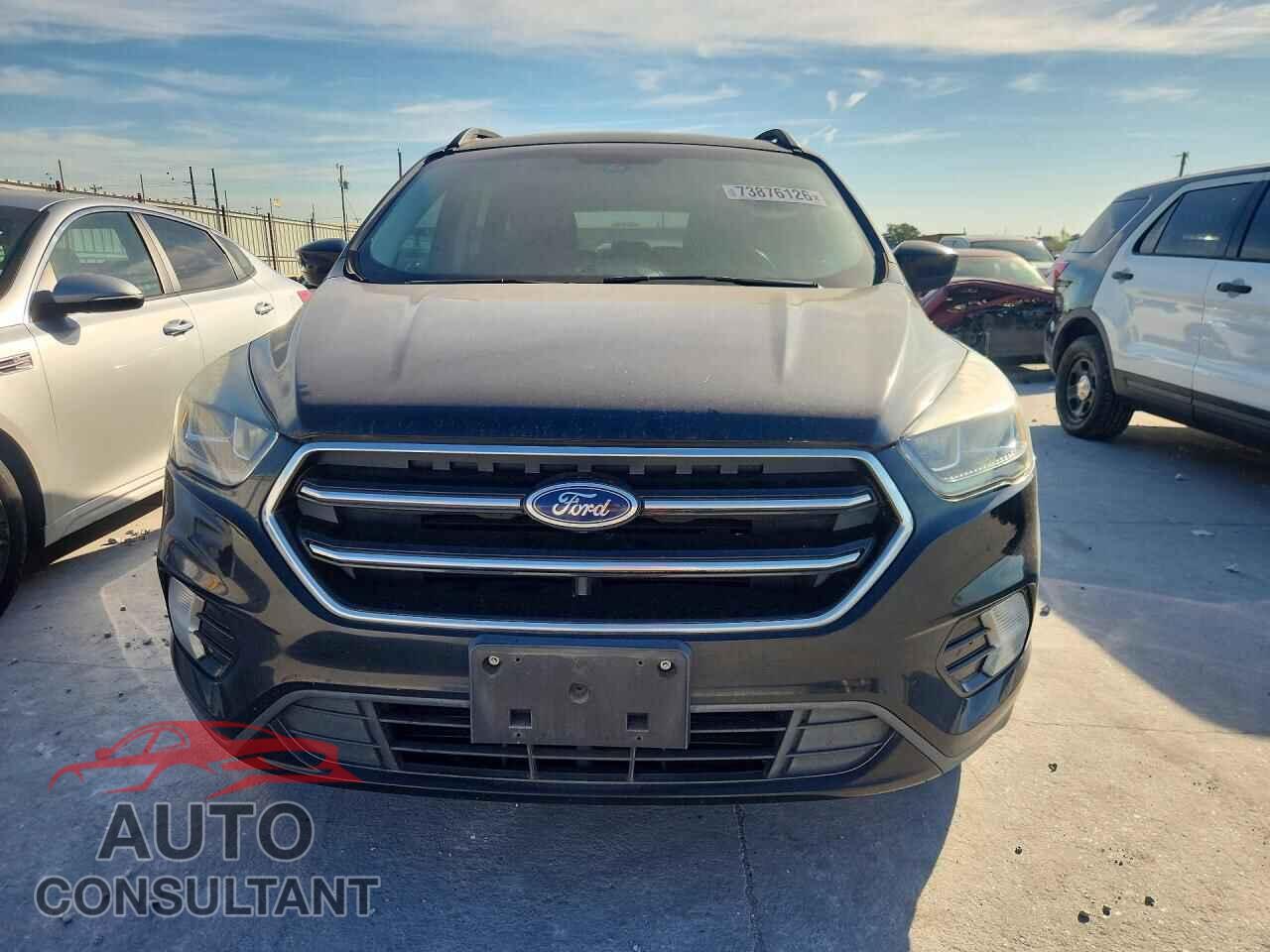 FORD ESCAPE 2017 - 1FMCU0GD3HUB08123
