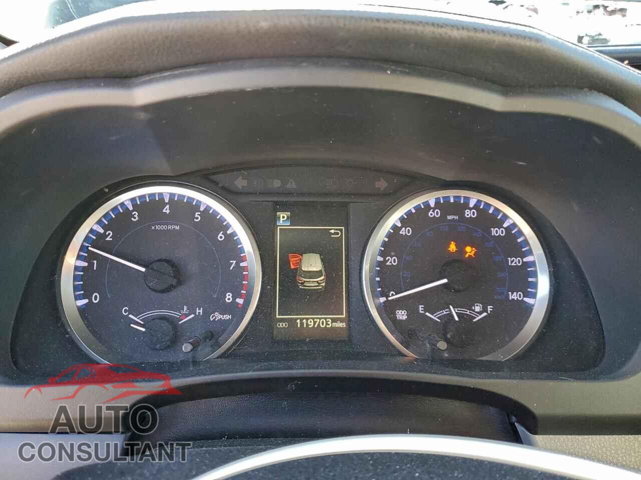 TOYOTA HIGHLANDER 2018 - 5TDBZRFH3JS488861