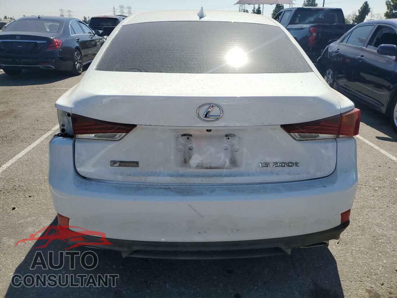 LEXUS IS 2017 - JTHBA1D23H5060875