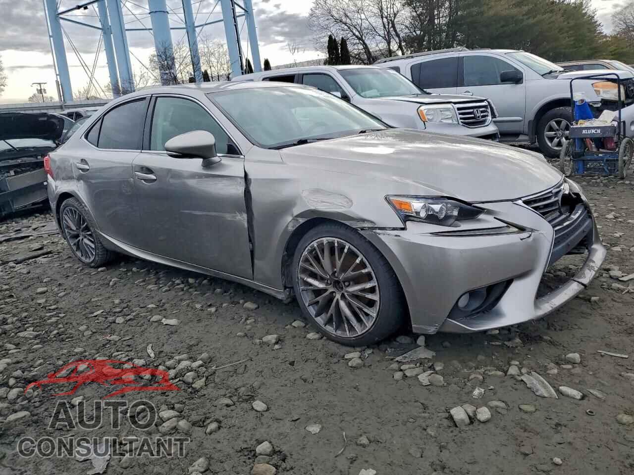 LEXUS IS 2014 - JTHCF1D24E5007717