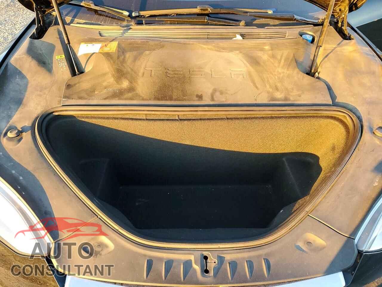 TESLA MODEL S 2017 - 5YJSA1E14HF213978