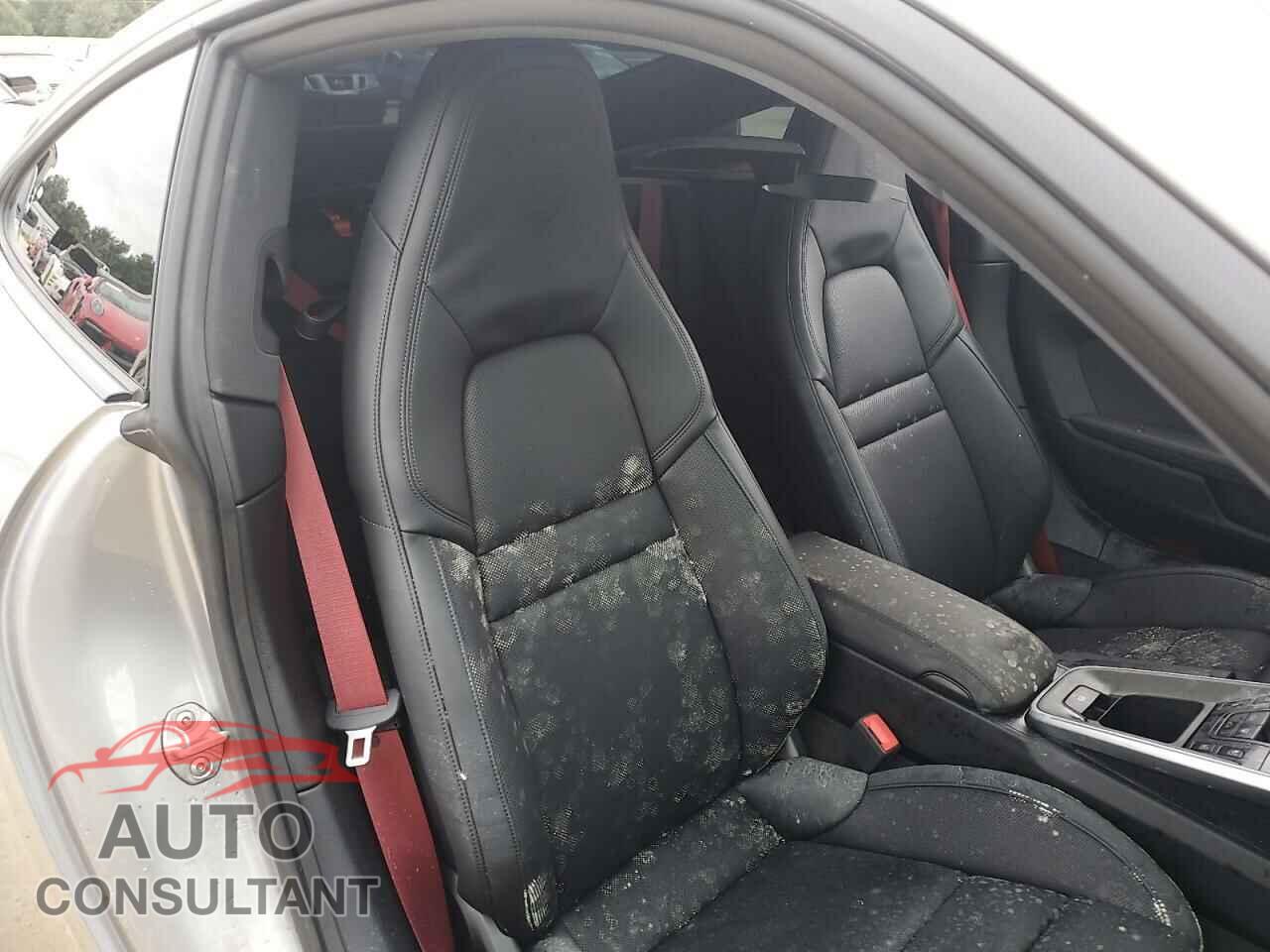 PORSCHE 911 2021 - WP0AB2A9XMS221638