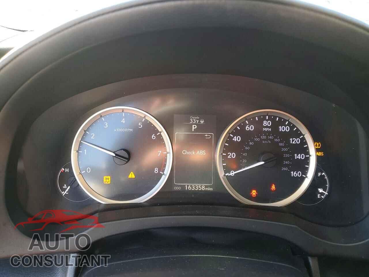 LEXUS IS 2014 - JTHCE1D25E5002254
