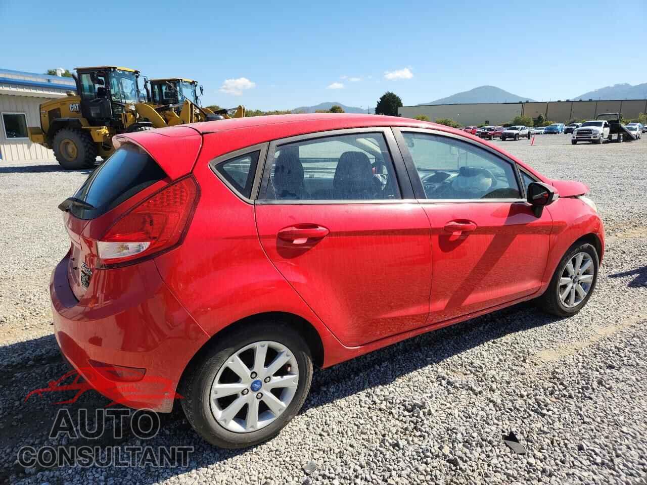 FORD FIESTA 2013 - 3FADP4EJ3DM107560
