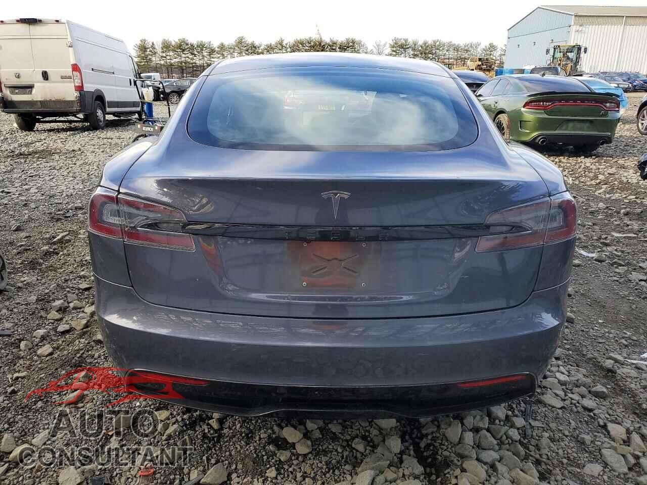 TESLA MODEL S 2021 - 5YJSA1E59MF435932