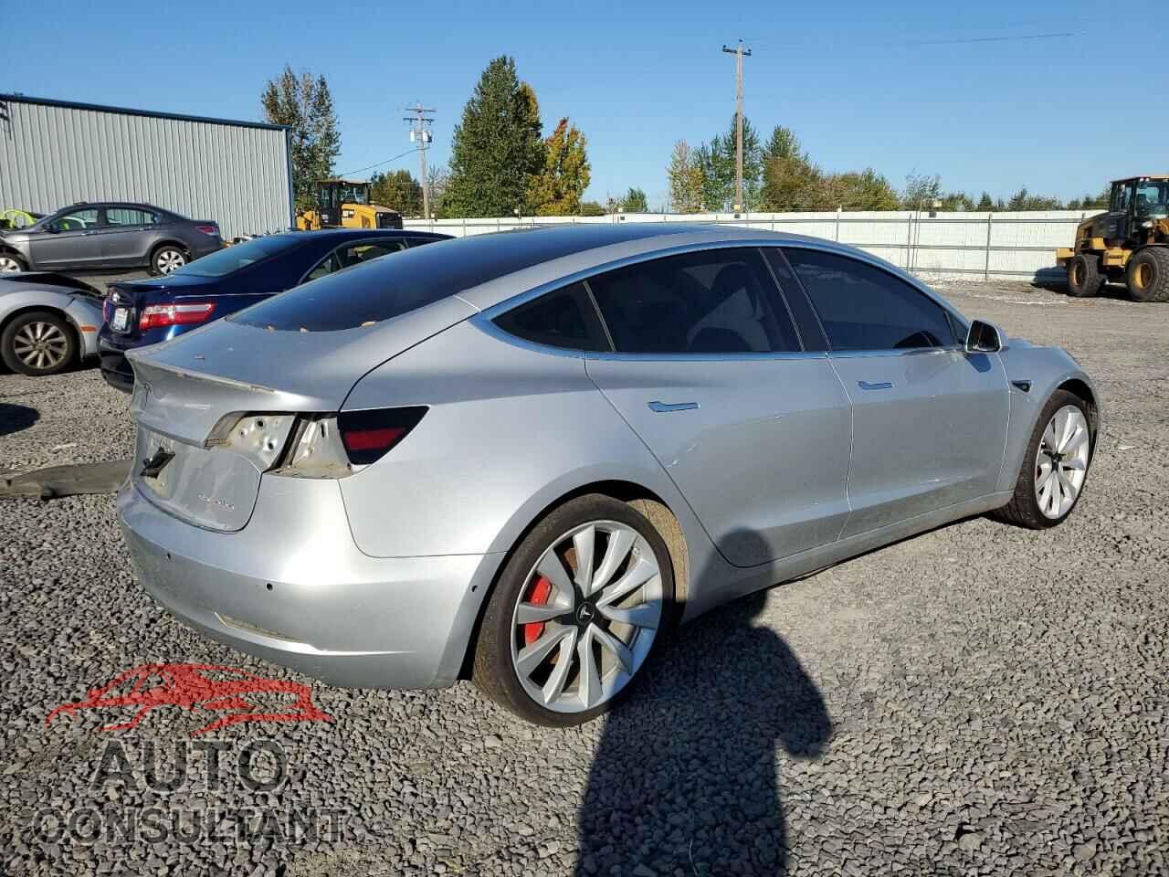 TESLA MODEL 3 2018 - 5YJ3E1EB4JF074295