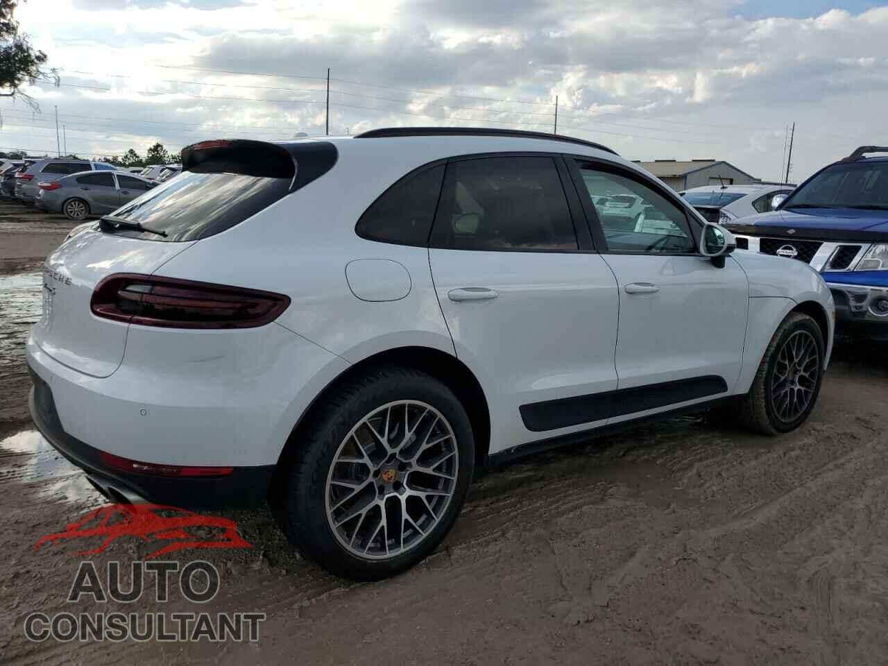PORSCHE MACAN 2016 - WP1AB2A52GLB46444