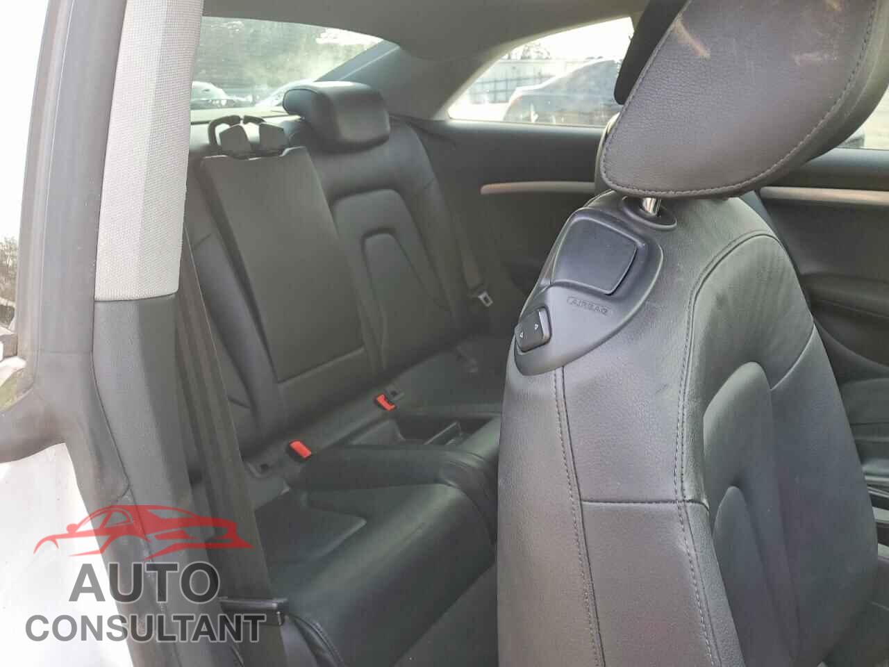 AUDI A5 2014 - WAULFAFR1EA045115