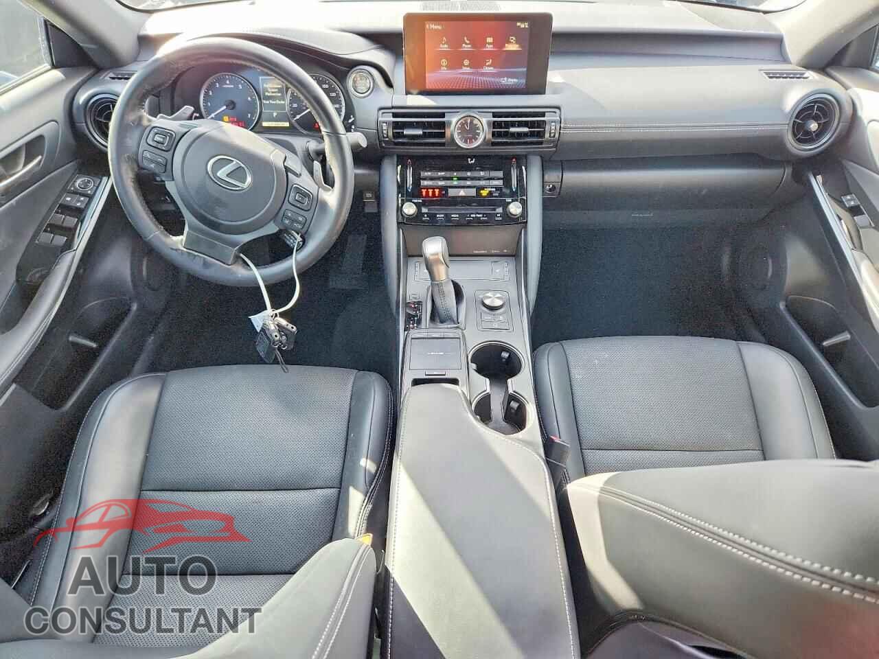 LEXUS IS 2024 - JTHB81F23R5053547