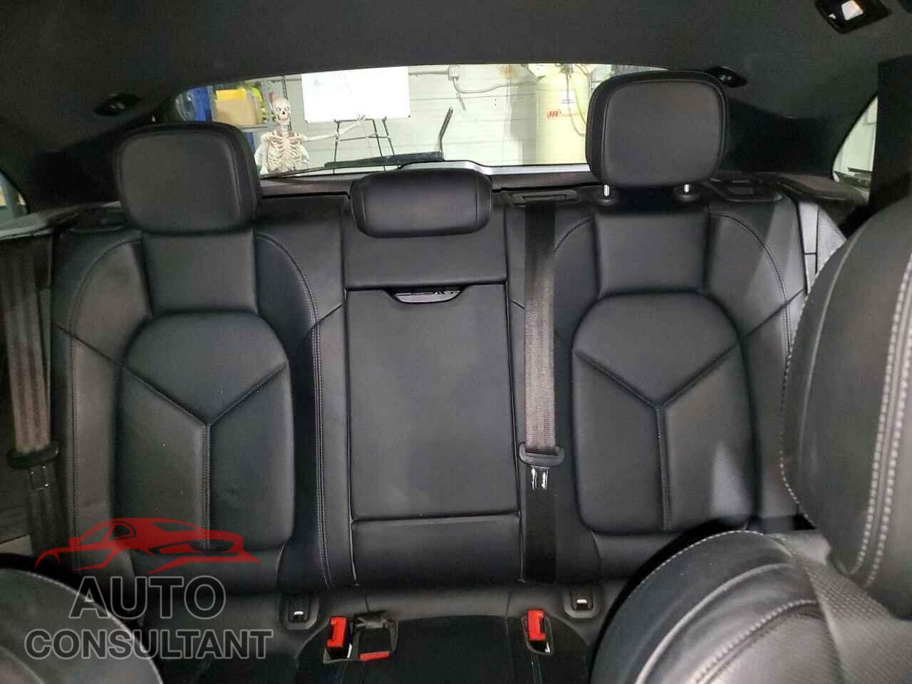 PORSCHE MACAN 2015 - WP1AB2A53FLB50615